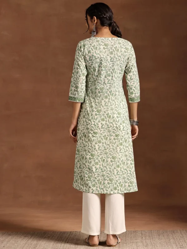 Women Green Printed Cotton Straight Kurta - Image 4