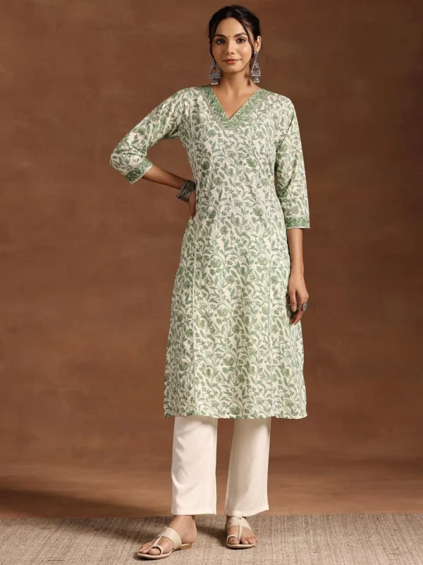 Women Green Printed Cotton Straight Kurta